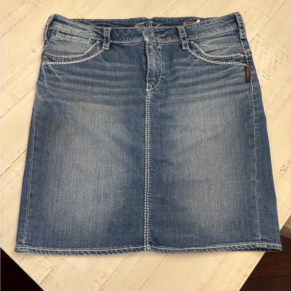 Silver Jeans Classic Blue Denim